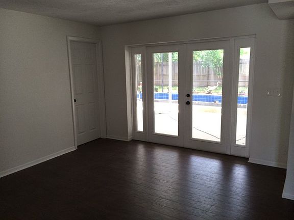 5th image of 6125 30th St S