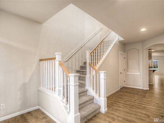 3rd image of 18821 105th Ave E