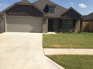 6178 W Limerick Way, Fayetteville, AR 72704