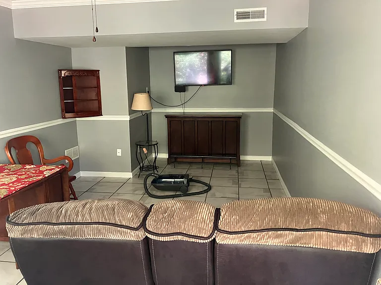 2900 Kleitz Rd #C — Photo 5