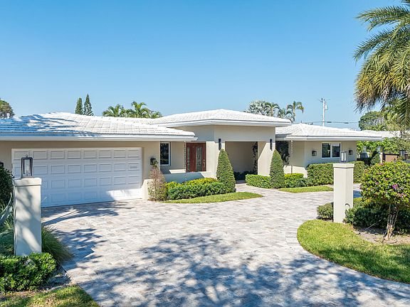 3rd image of 5571 Bayview Drive