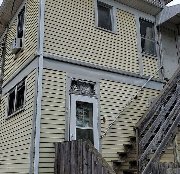 1612-1614 Huffman Ave — Photo 1