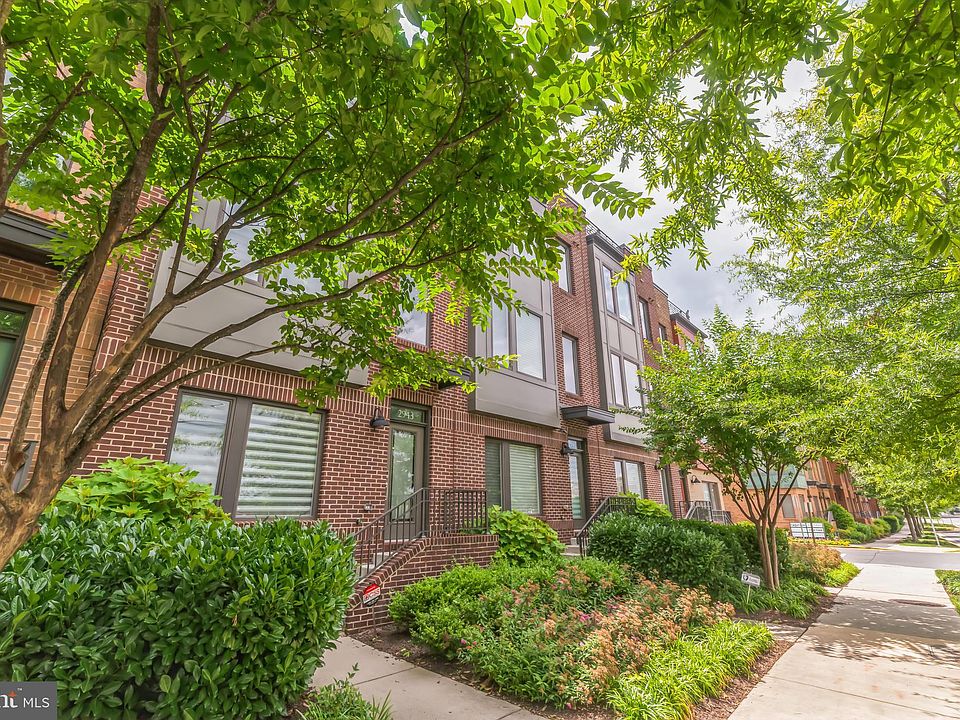 2943 Eskridge Rd, Fairfax, VA 22031 Zillow