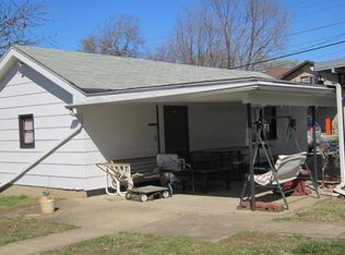 420 N 2nd St, Vandalia, IL 62471