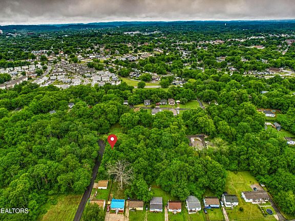 2nd image of 0 Daisy Ave
