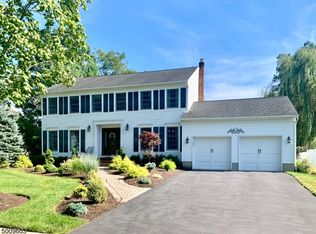 50 Oak Hill Dr, Wayne, NJ 07470