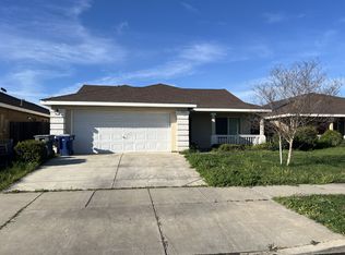 441 E San Pedro St, Merced, CA 95341