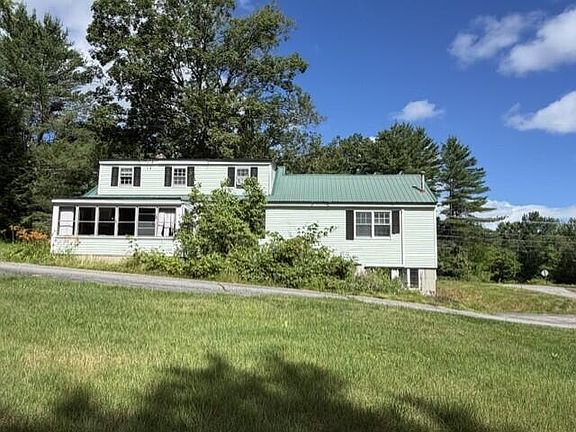 4th image of 1077 Chadbourne Road