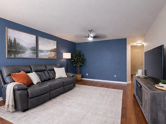 4th image of 3347 Frontier View Dr Unit 3