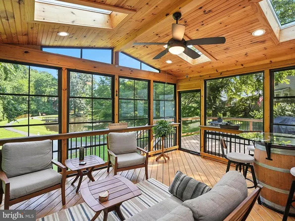 6018 Lincolnwood Ct, Burke, VA 22015