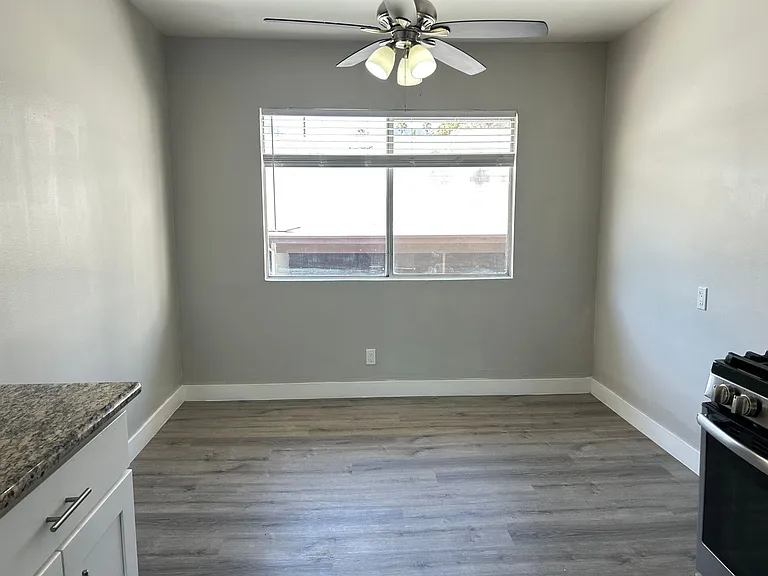The Riviera Apartments — Photo 13