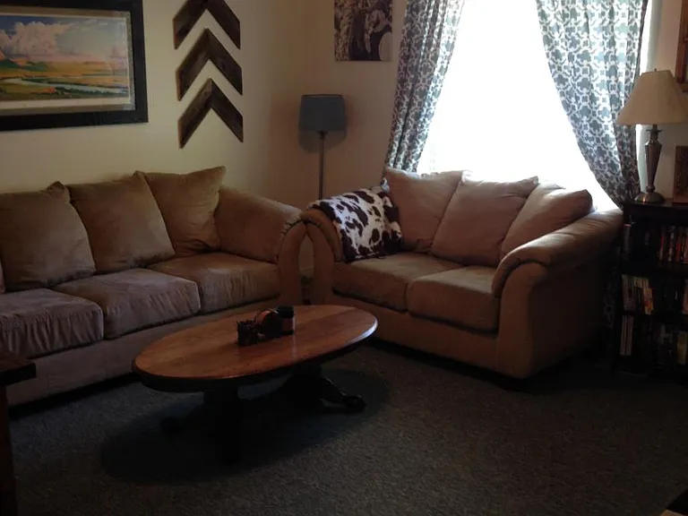 238 N 700 E #2 — Photo 3