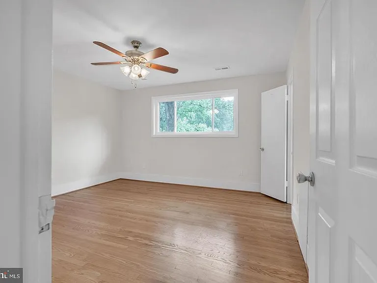 10911 Chandler Rd — Photo 28