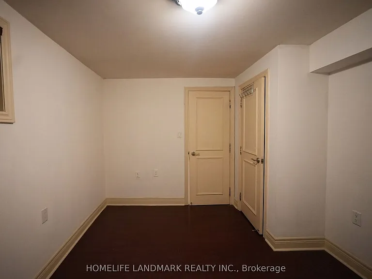 138 Newton Dr — Photo 47