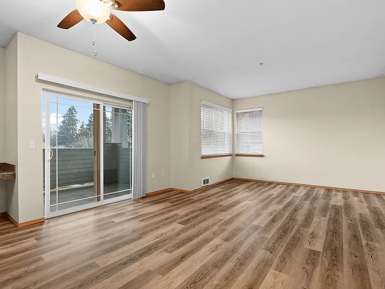 2-Story 2 Bed 2 Bath w/ Garage - 971 Sq Ft 2-Story 2 Bed 2 Bath w/ Garage - 971 Sq Ft