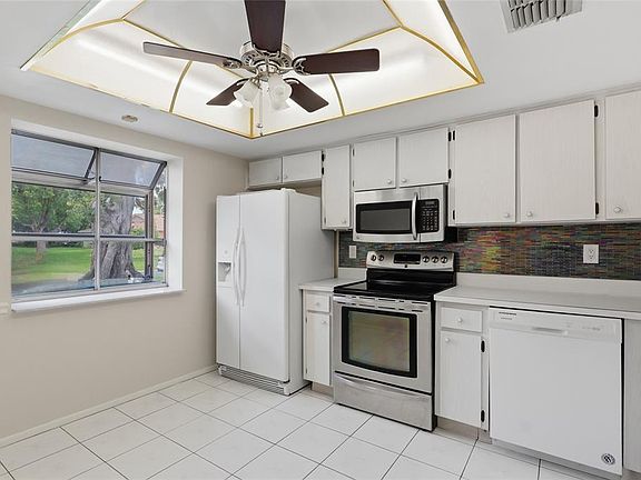4th image of 2211 LARK CIRCLE W #D