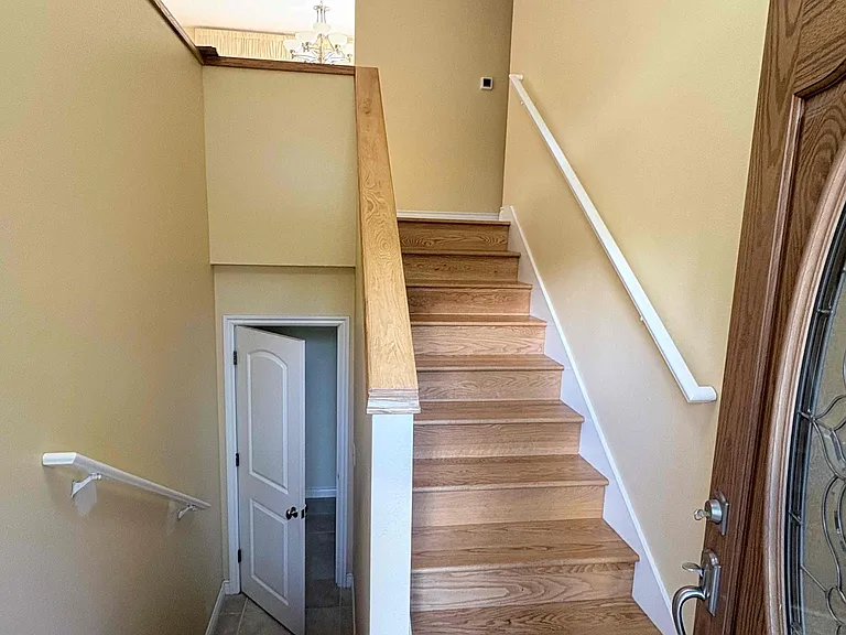10215 SE 6th St — Photo 13