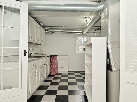4th image of 3775 E Thompson Rd