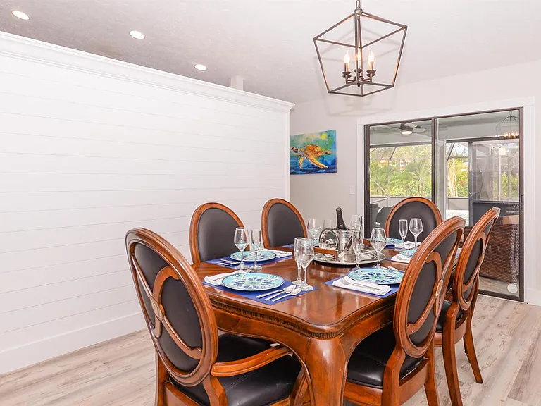 2411 NE Pinecrest Lakes Blvd — Photo 13