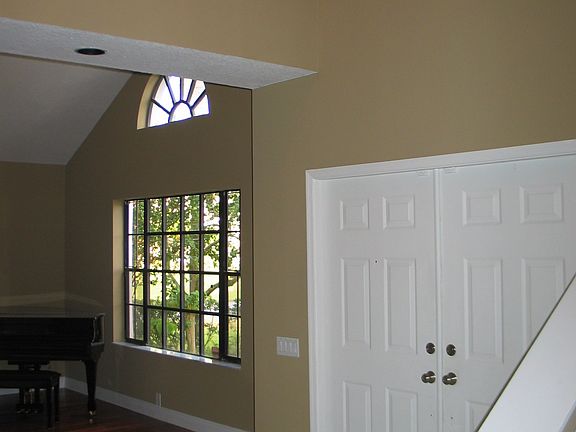 4th image of 6030 NW 62nd Ct