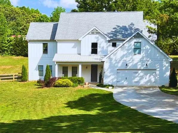 5615 Crow Dr, Cumming, GA 30041