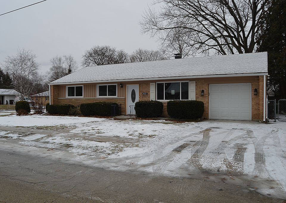 1st image of 3819 Buckingham Dr