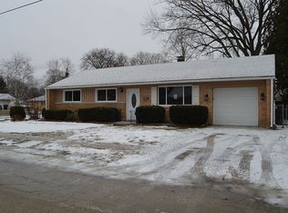 3819 Buckingham Dr, Rockford, IL 61107