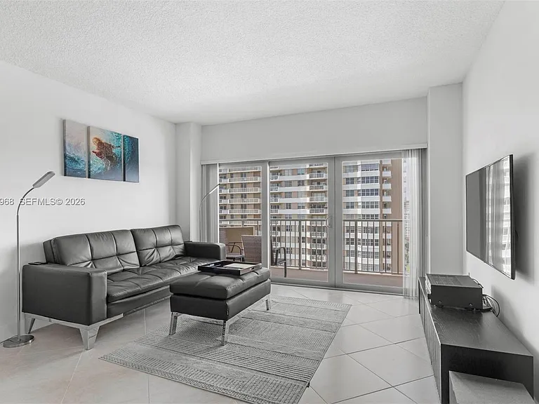 1965 S Ocean Dr #11E — Photo 6