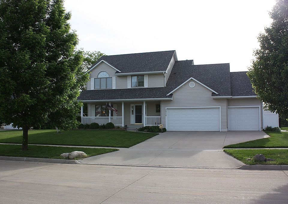 1st image of 2918 SW Coves Dr