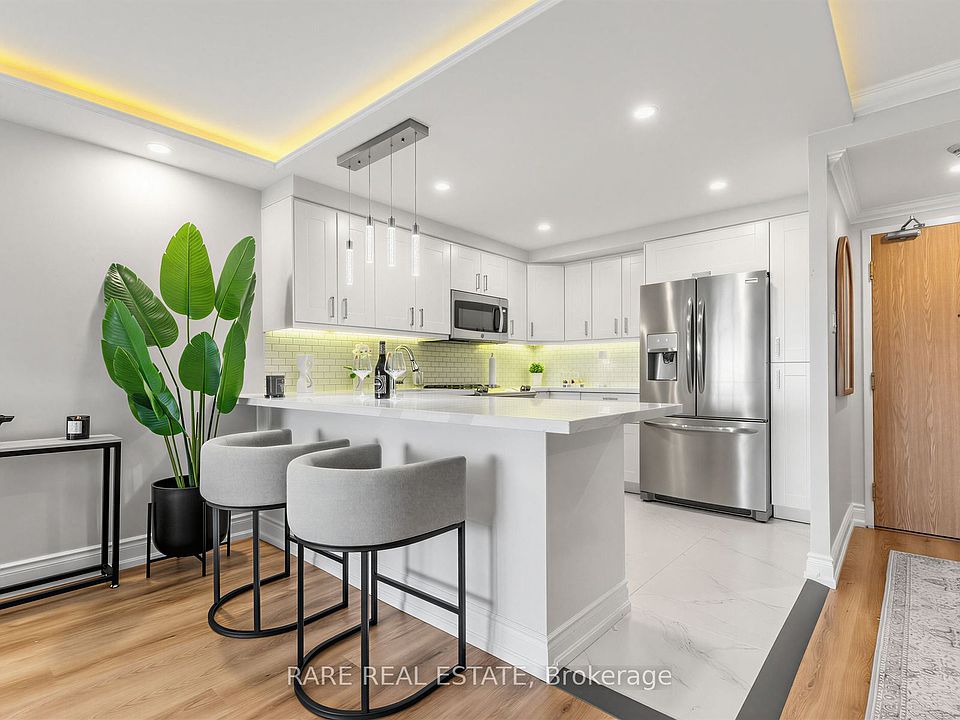 1st image of 7601 Bathurst St #710