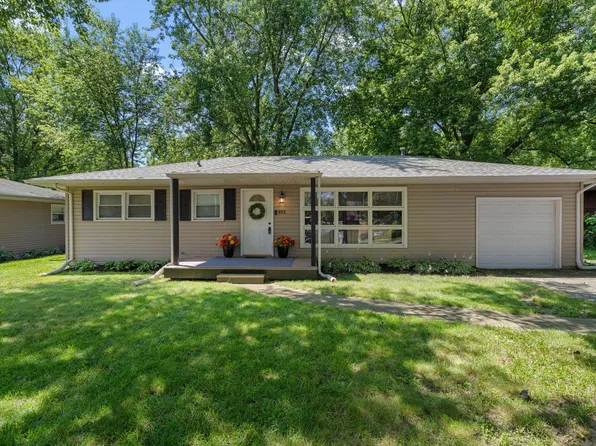 652 N Guyer St, Hobart, IN 46342