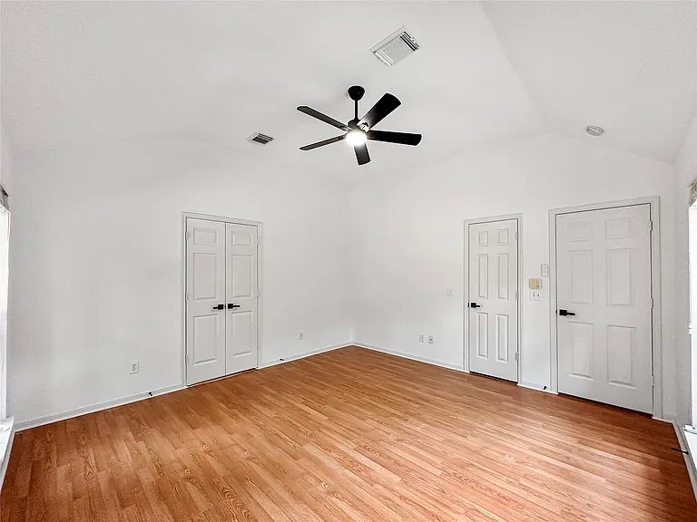 126 N Willow Point Cir — Photo 7