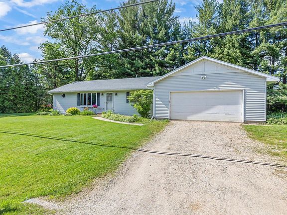 2nd image of W3566 Park Dr