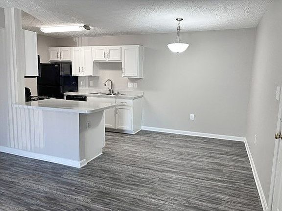 2nd image of 193 Tanyard Park Pl #171