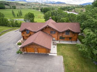 1726 Southfork Rd, Cody, WY 82414