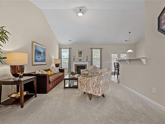 2nd image of 206 Carson Woods Dr