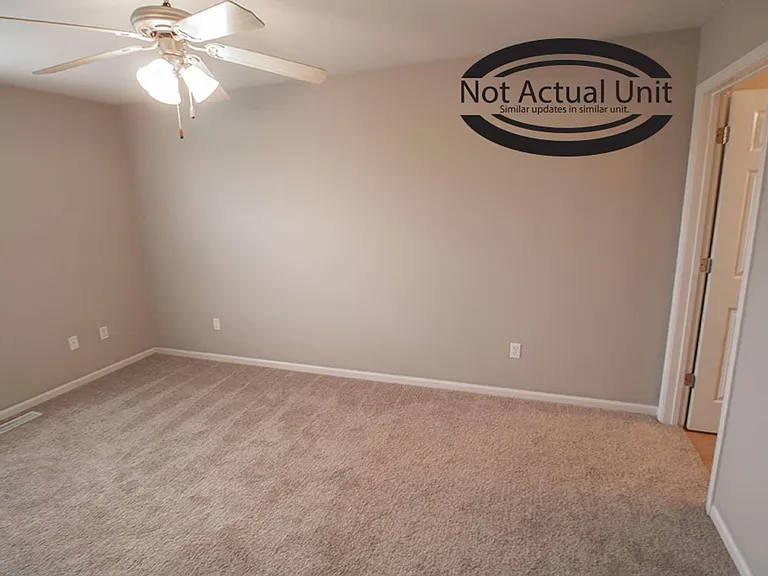 3914 Snowy Owl Dr — Photo 17