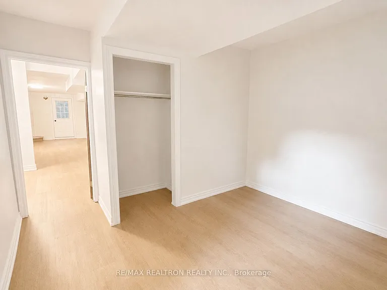 322 Morrish Rd #BASEMENT — Photo 8