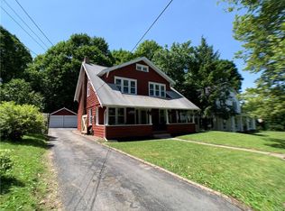 130 Ridgewood Dr, Syracuse, NY 13206