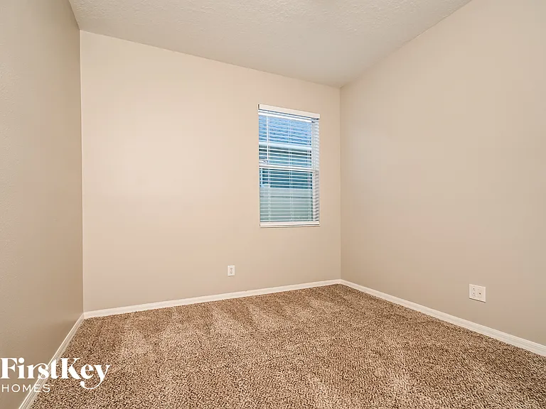 8907 Sandy Plains Dr — Photo 11
