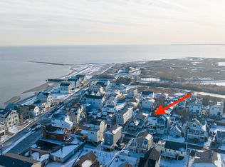 14 Cooper Ave, Milford, CT 06460