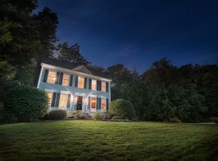 3 Bridlepath Ln, Salem, NH 03079