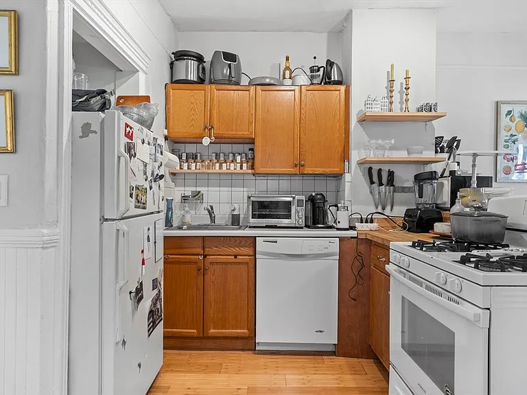 577 Tremont St #2 — Photo 5