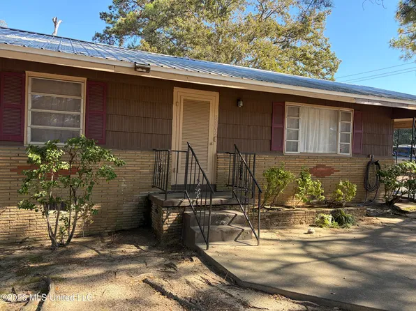 3602 Westchester Dr, Jackson, MS 39213