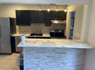 22-24 Dresden Ct, Delmar, NY 12054