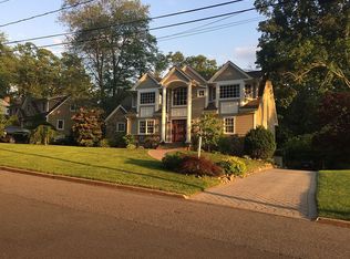 370 Glenwood Rd, Ridgewood, NJ 07450