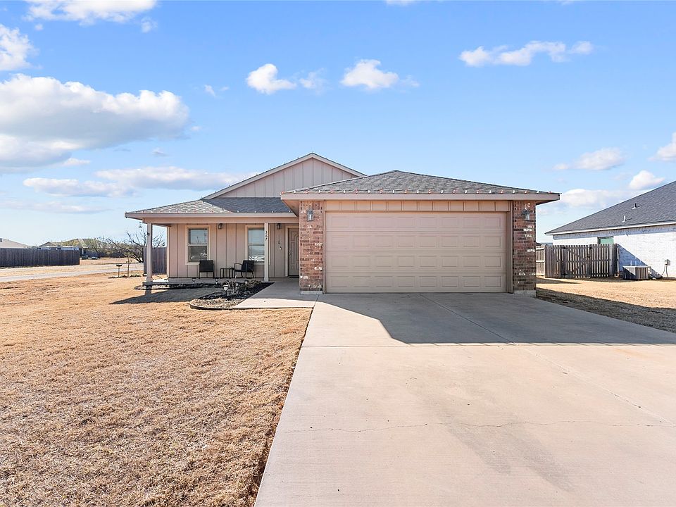 1st image of 367 Foxtrot Ln
