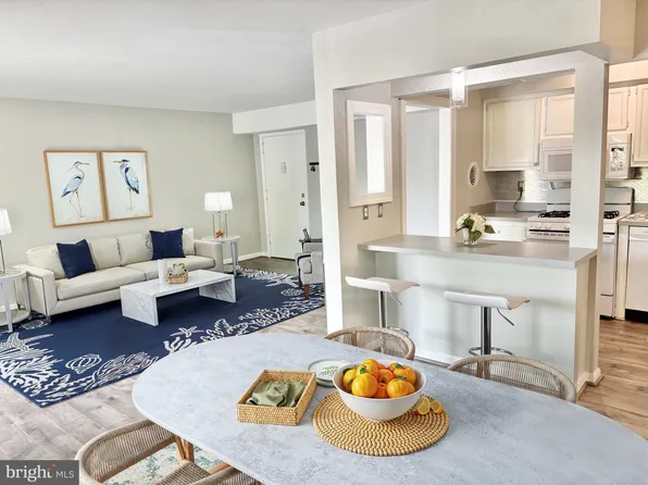 203 Victor Pkwy APT H, Annapolis, MD 21403