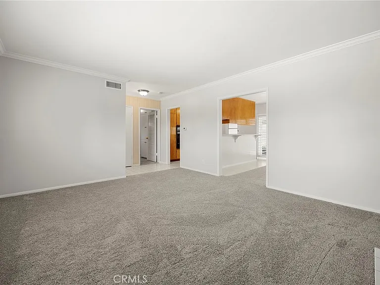 245 E Hoover Ave — Photo 8
