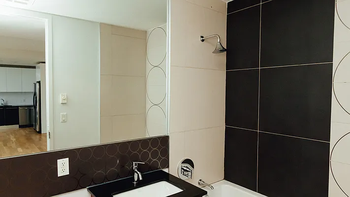 Rented by Nooklyn NYC LLC | media 44